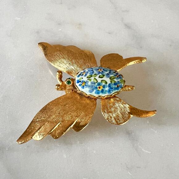 Vintage Gold Tone Butterfly Brooch with Floral Porcelain & Green Rhinestone Eyes - Picture 5 of 8